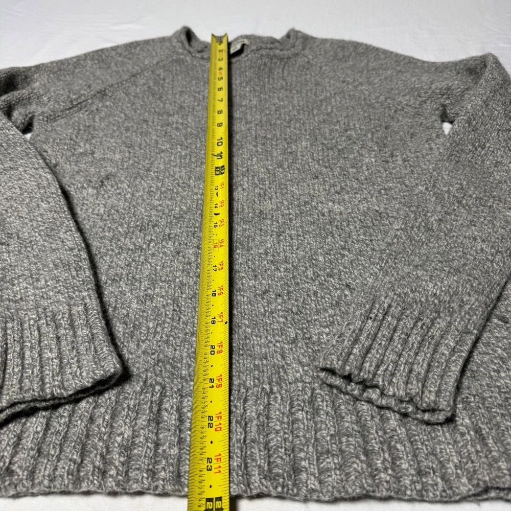 L.L. Bean 100% Lambswool Rolled Neck Sweater Men's Size Medium 502622